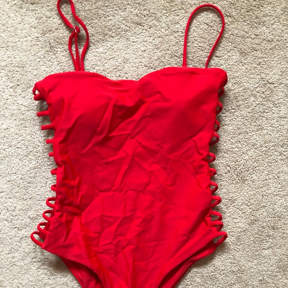 Bathing suit